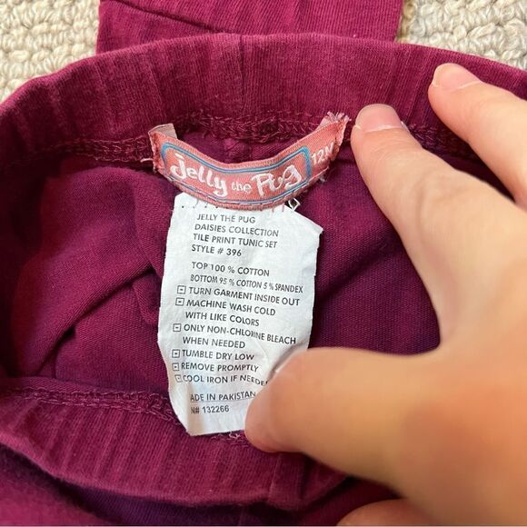 🍭4/$20 Set of 12 month pants for baby girl from Jelly the Pug and Carter’s - Picture 2 of 5